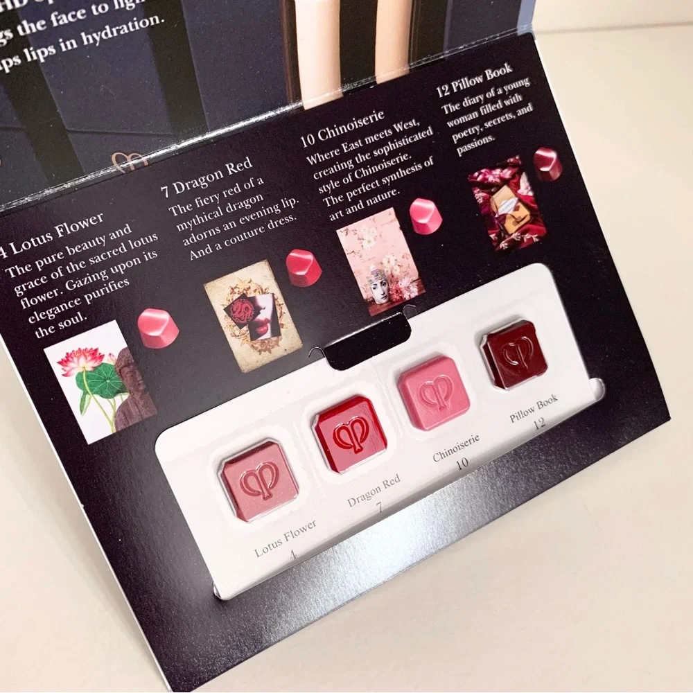 Hold Cle de peau lipstick testing kit